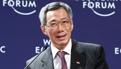 Premier Singapuru potrafi programować w C++!