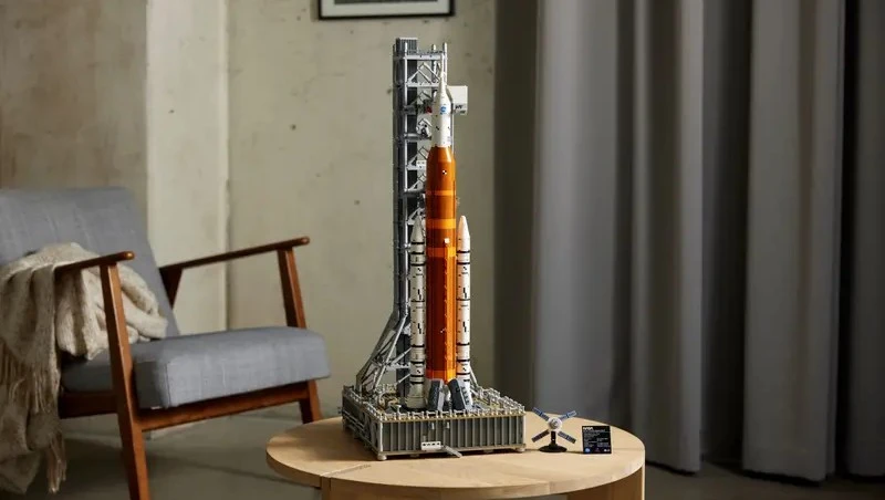 LEGO Rakieta SLS NASA Artemis (10341)