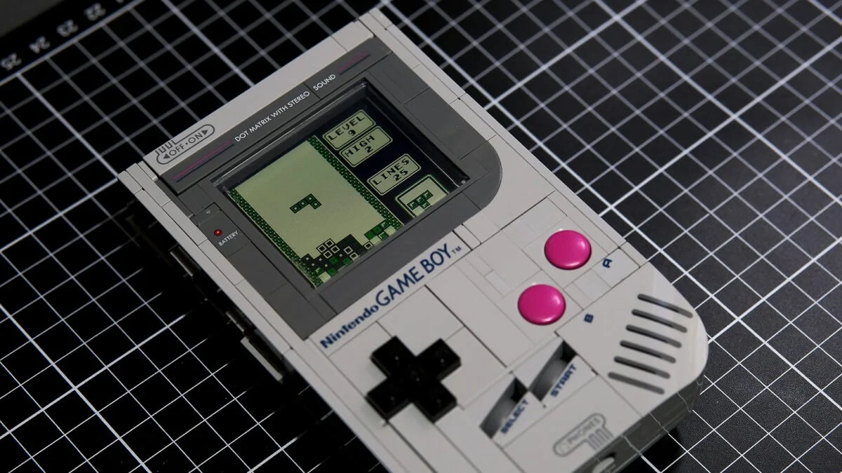 LEGO Game Boy zamieniony w działającą konsolę. Robi wrażenie
