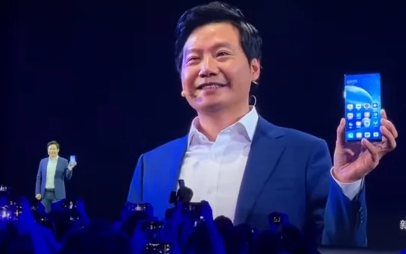 Z jakiego smartfonu korzysta CEO Xiaomi? To oczywiste, prawda? Prawda?!