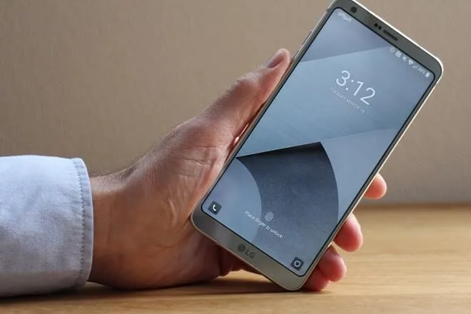 LG potwierdza jedną z funkcji smartfona Q6