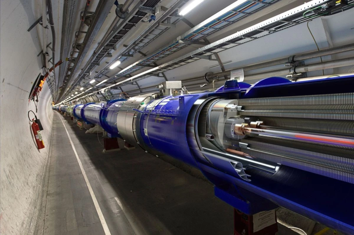 Wielki Zderzacz Hadronów wkracza na nowy poziom zderzania cząstek