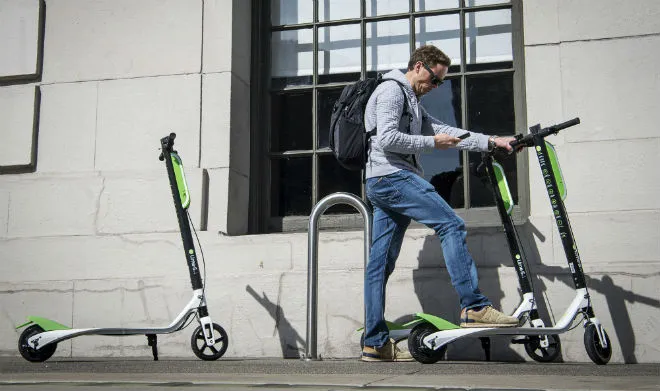 Mapy Google pozwolą znaleźć elektryczne hulajnogi na terenie miasta