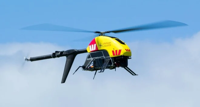 Latający dron wykonał pierwszą misję ratowniczą. Uratował dwójkę tonących