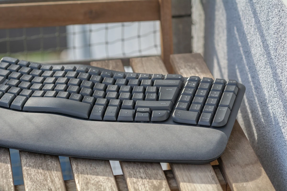 Logitech Wave Keys