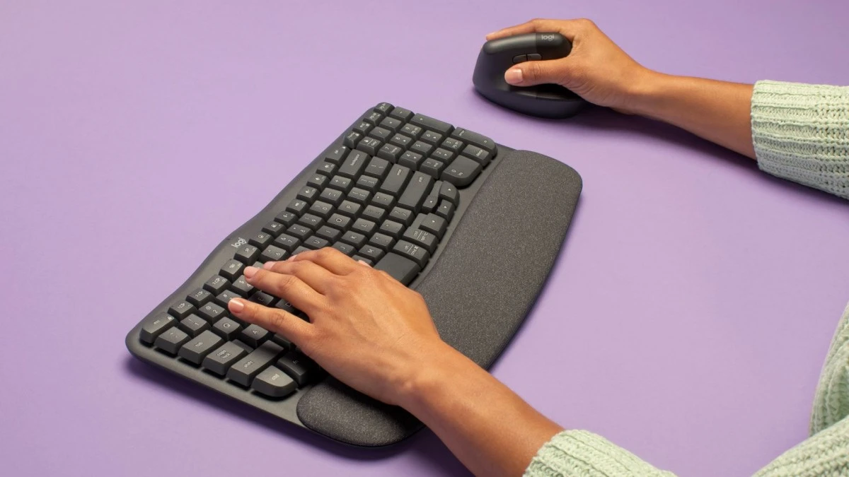 Logitech ma nową ergonomiczną klawiaturę biurową – Wave Keys