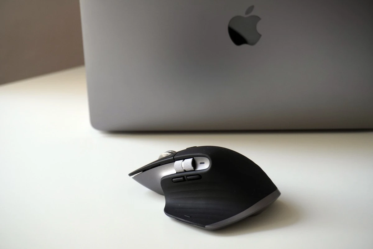 Logitech MX Master 3s for Mac – test. Najlepsza mysz dedykowana sprzętom od Apple
