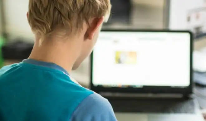 MafiaBoy – chłopiec, który w wieku 15 lat zhakował Yahoo