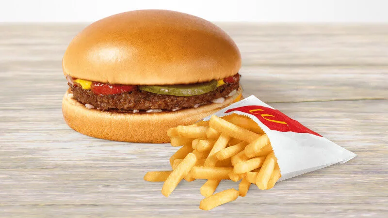 Zamówiła hamburgera w McDonald’s przez Uber Eats. Dostała sam keczup