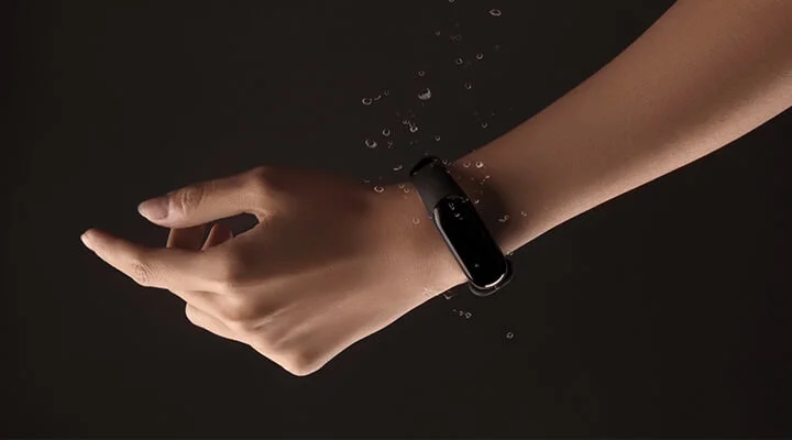 Polujesz na opaskę Xiaomi MI Band 3? Teraz kupisz ją za mniej niż 100 zł