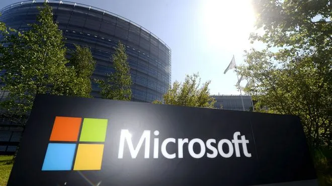 Francuskie władze zakazały Microsoftowi gromadzenia danych o użytkownikach Windows 10