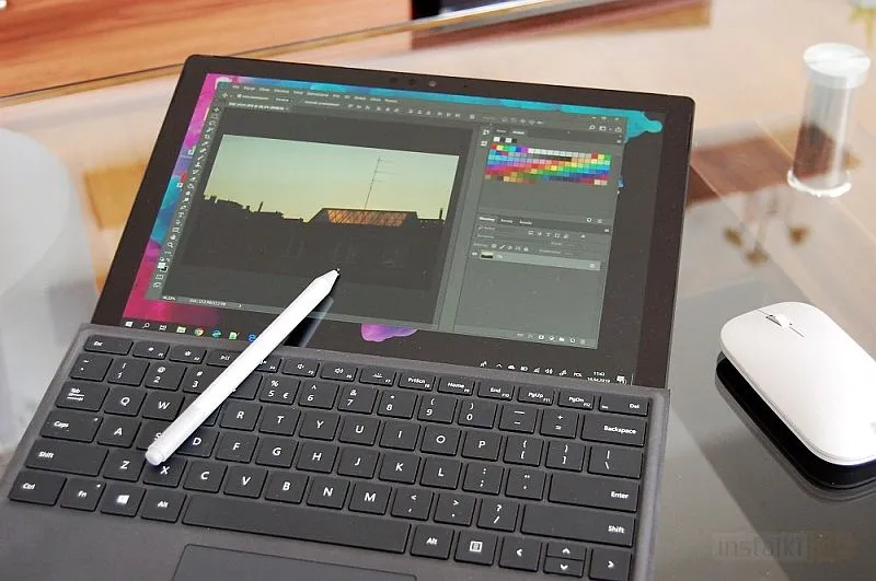 Microsoft zepsuł laptopy Surface najnowszą aktualizacją