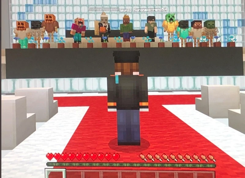 Uczniowie podstawówki w Japonii z powodu kwarantanny odebrali świadectwa w Minecrafcie!