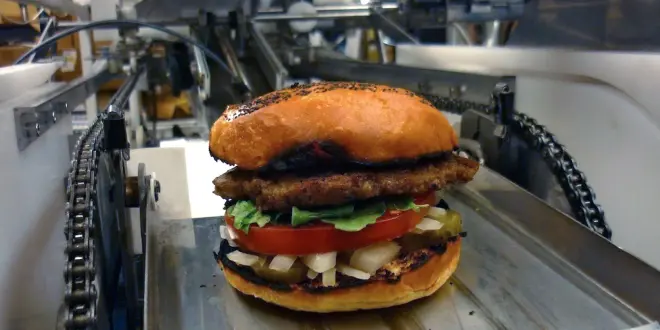 Zrobotyzowana restauracja poda 400 burgerów na godzinę