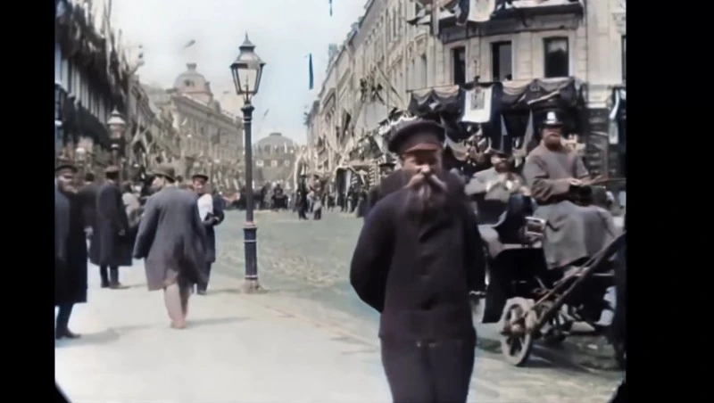 Moskwa z 1896 roku w kolorze i 4K dzięki sieci neuronowej (wideo)