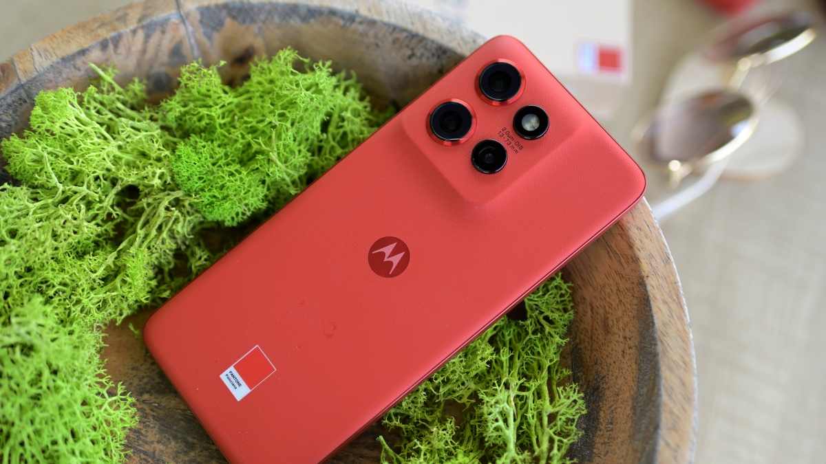 Motorola szykuje kolejny smartfon z potężną baterią. Będzie taniutki