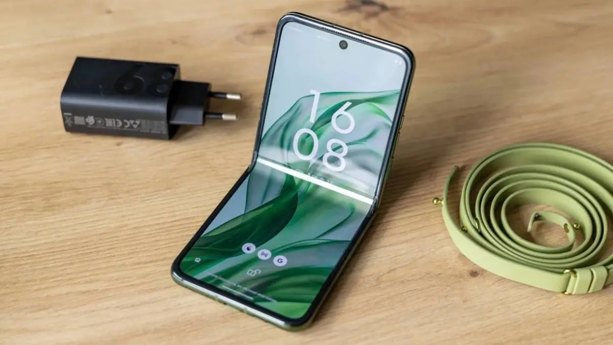 Motorola razr 60 ultra coraz bliżej. Nadchodzi kolejny składak