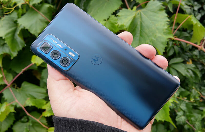 Motorola udostępniła listę smartfonów, które dostaną Androida 12