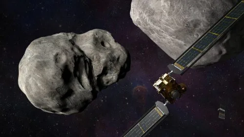 Z asteroidą, w którą uderzyła NASA, stało się coś dziwnego. O co chodzi?