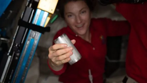 Astronauci NASA na ISS odzyskują już aż 98% wody pitnej ze swojego potu i moczu