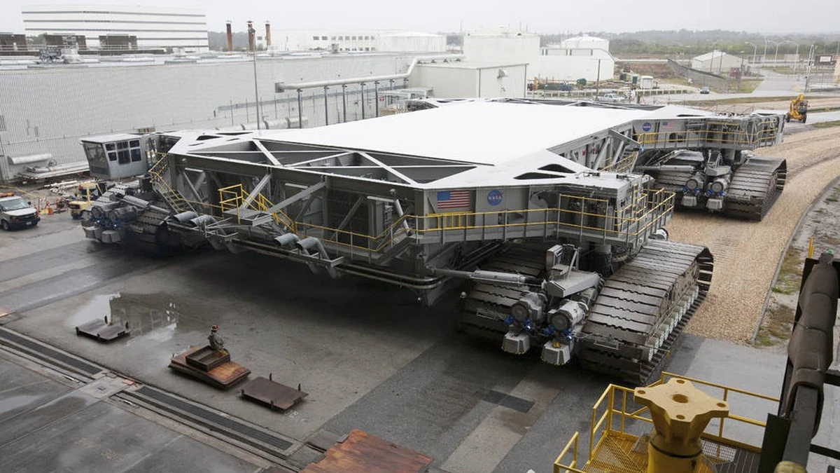 NASA zbudowała największy pojazd świata. Pali 29812 litrów diesla na 100 km