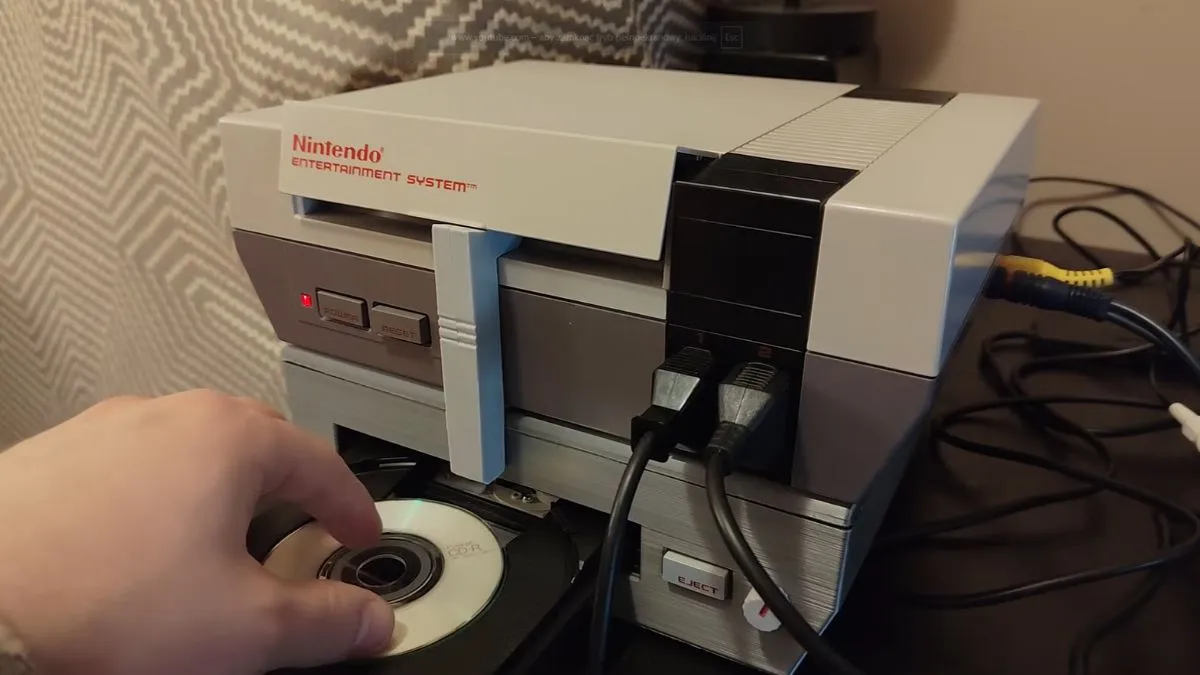 Stare Nintendo obsługuje płyty CD.
