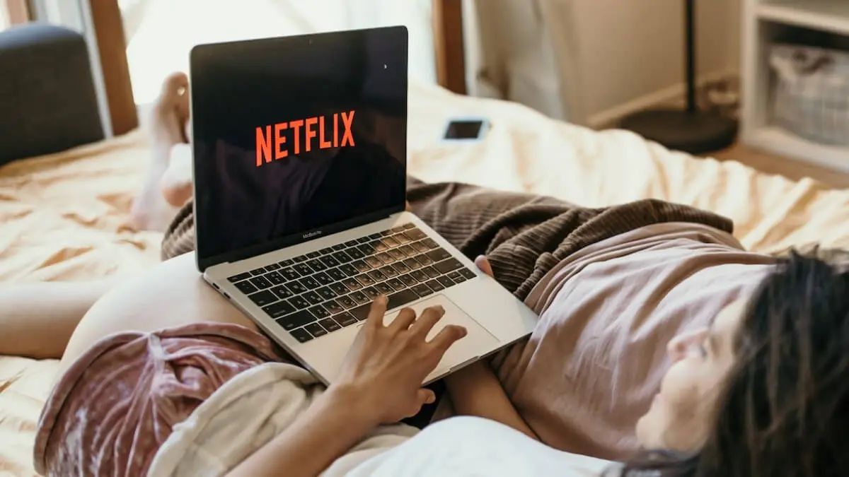 Netflix z reklamami wystartował w kilkunastu krajach. Ile kosztuje?