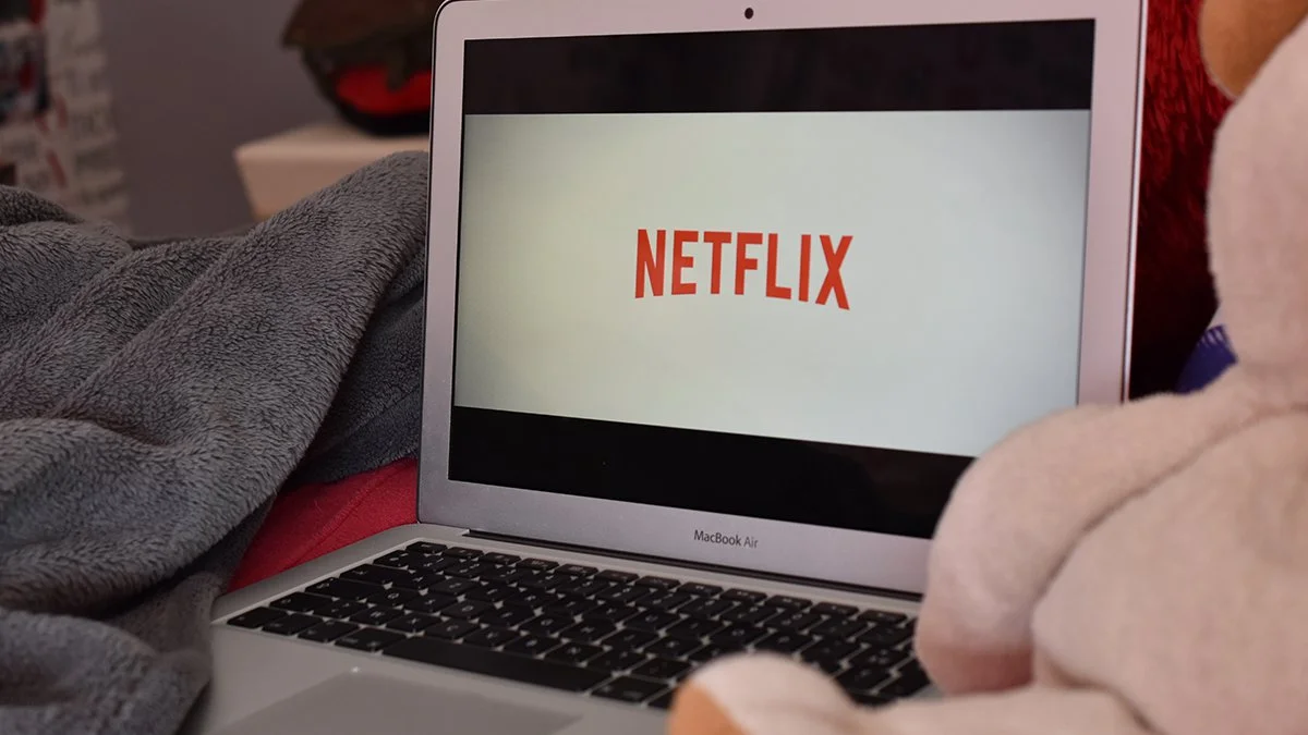 Netflix oficjalnie wprowadza reklamy. Nowy pakiet obfituje w ograniczenia