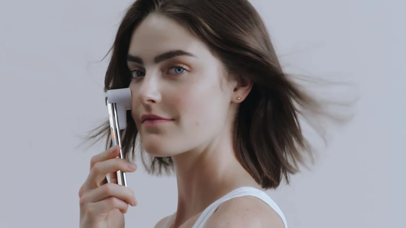 Neutrogena rozpocznie produkcję maseczek przystosowanych do twarzy kupującego