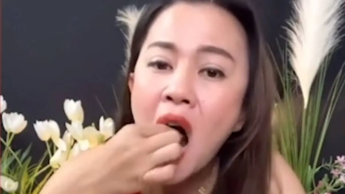 YouTuberka jadła nietoperza na filmiku. Trafi za to do więzienia