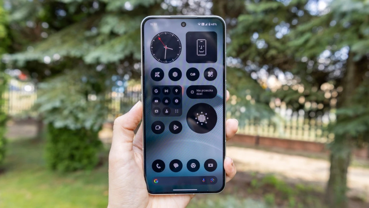 Nothing OS 4.0 wprowadza reklamy na ekran blokady. Musicie to zobaczyć