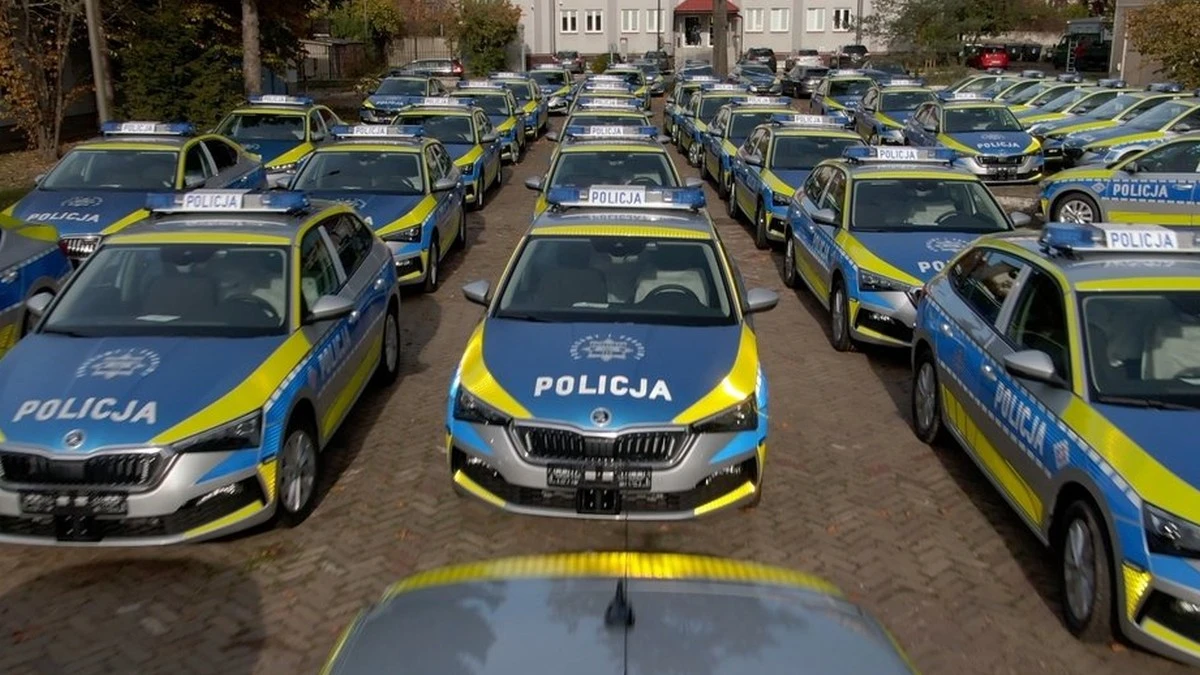 Policja dostała nowe radiowozy i laserowe mierniki prędkości