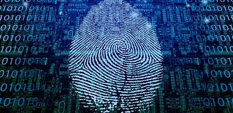 Czytnik linii papilarnych w Galaxy S5 zhakowany! (wideo)