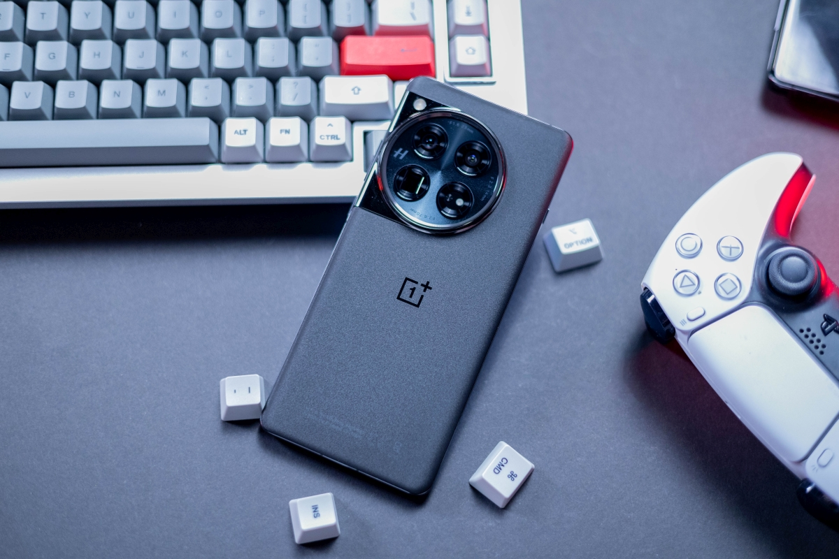 OnePlus 12