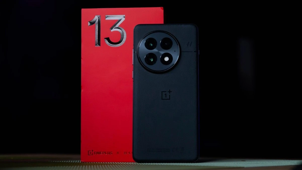 OnePlus 13 z pierwszą aktualizacją. Są poprawki dla aparatu i nie tylko