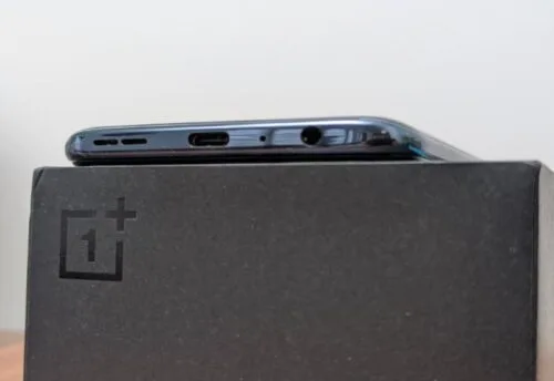 OnePlus Nord 2 na przeciekach. Zaskakujący wygląd i mocna specyfikacja