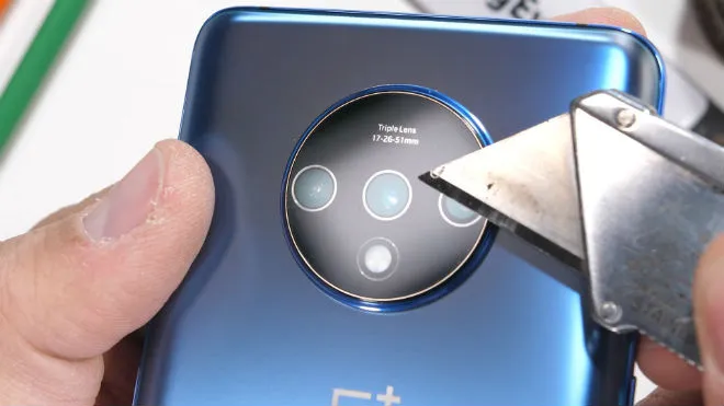 OnePlus 7T ze słabym wynikiem w teście wytrzymałości. Co zawiodło?