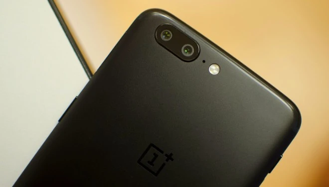 OnePlus wycofuje aktualizację dla swojego smartfona