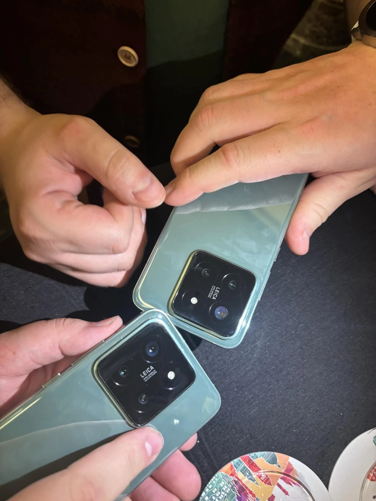 parujący aparat w Xiaomi 14