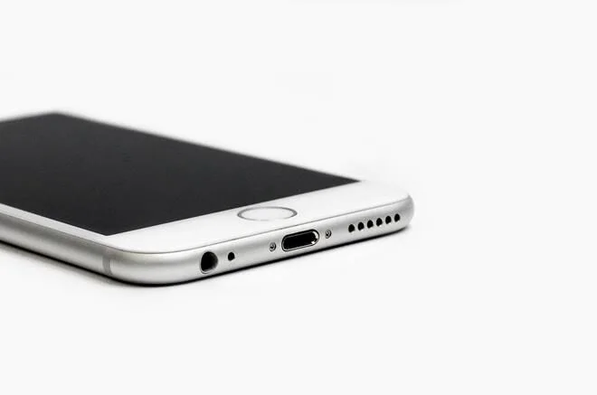Nowy iPhone może zostać pozbawiony przycisku Touch ID