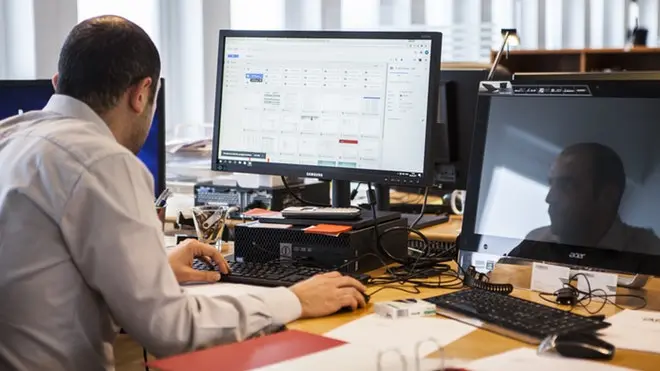 Monitory 1440p korzystają… z matryc 4k