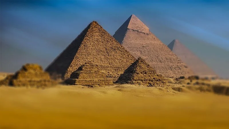 Elon Musk: „piramidy to sprawka kosmitów”. Rząd Egiptu reaguje