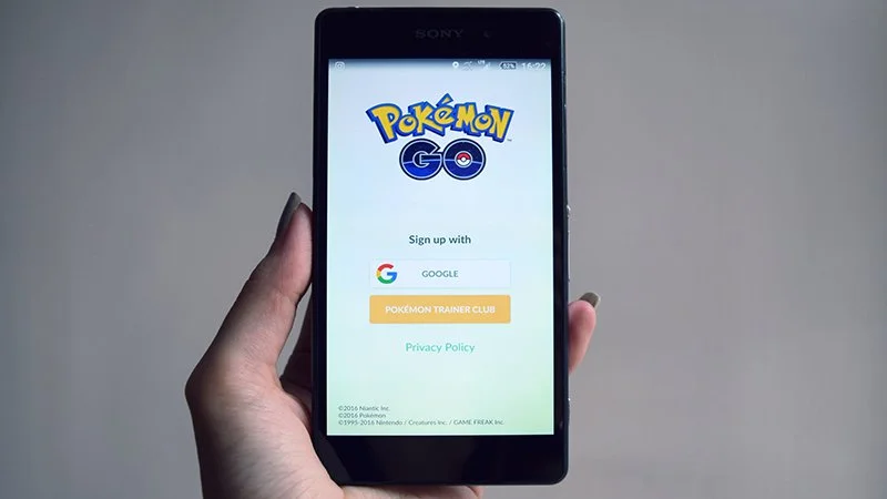 Pokémon Go umiera? Śmiechu warte – gra zarabia najlepiej w historii