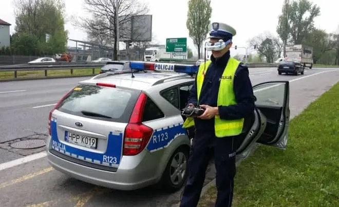 Polska policja będzie łapać kierowców za pomocą dronów