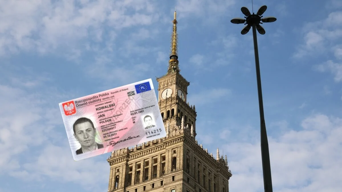 Masowy wyciek danych polskich obywateli. Co na to rząd?