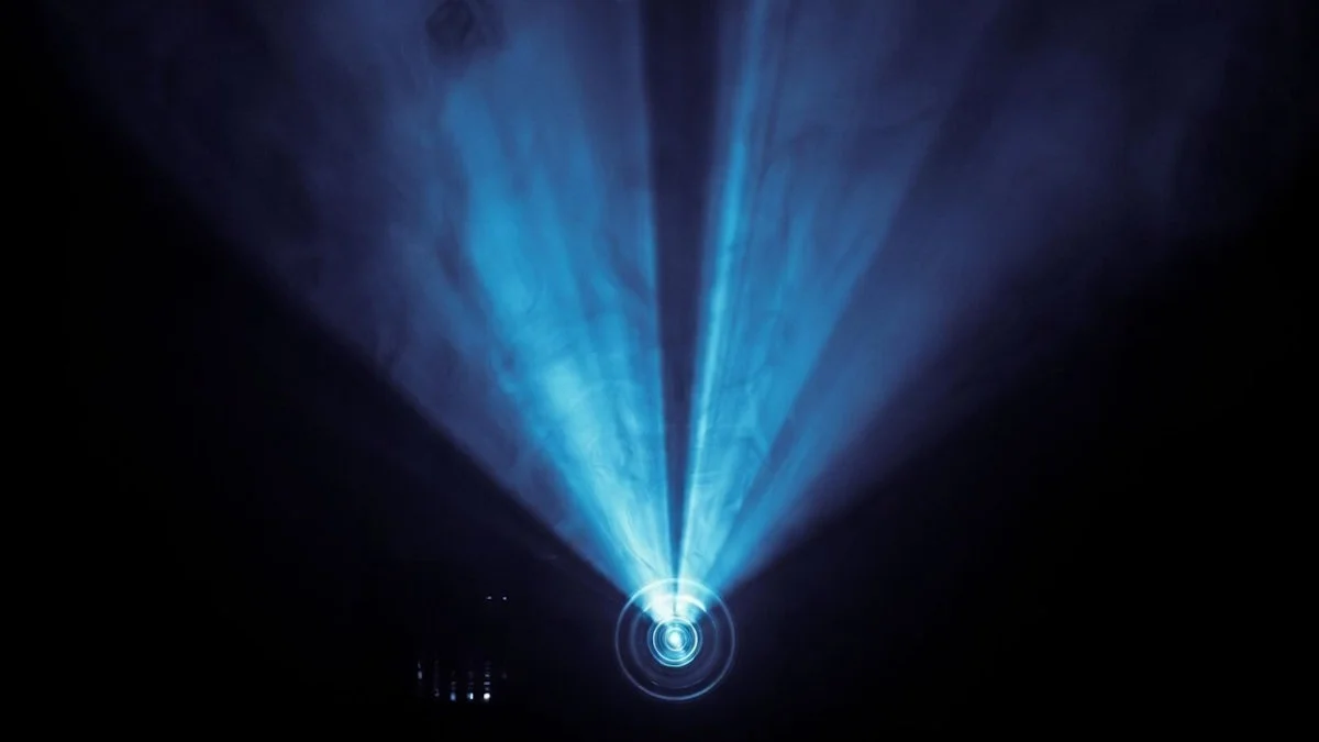 Projektor zamiast telewizora? Przeczytaj, zanim podejmiesz decyzję