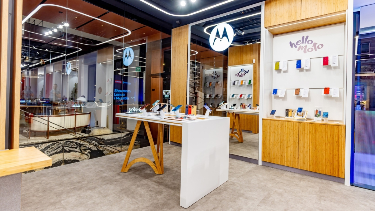 Motorola daje do 500 zł rabatu za stary telefon. Nie musi nawet działać