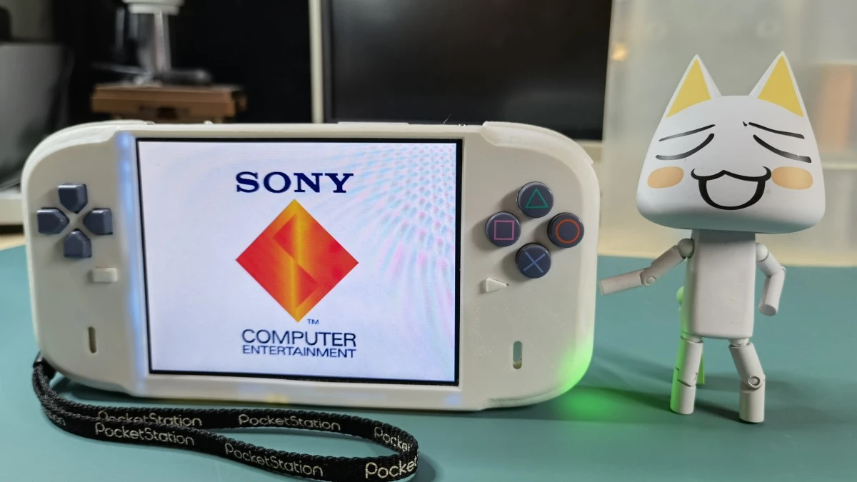 PlayStation 1 jako handheld? Ta przeróbka jest genialna