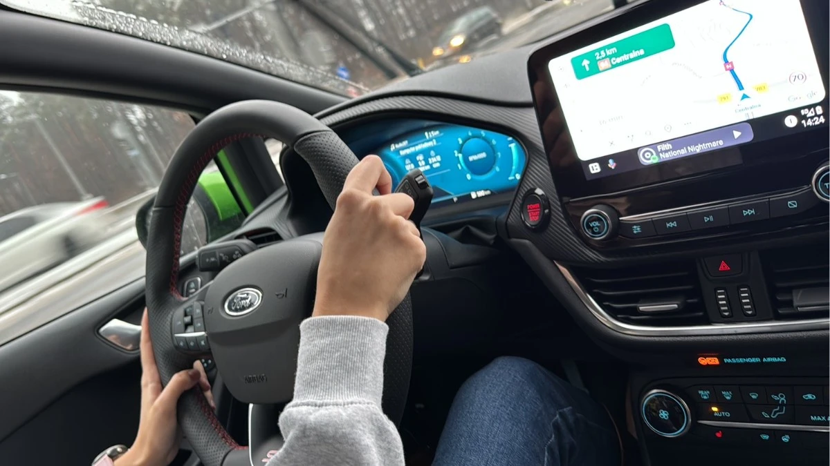 Zmiana przepisów dotyczących radia w aucie. Posypią się kary