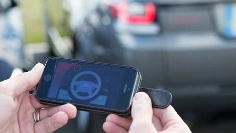 Samochodem można już sterować za pomocą smartfona